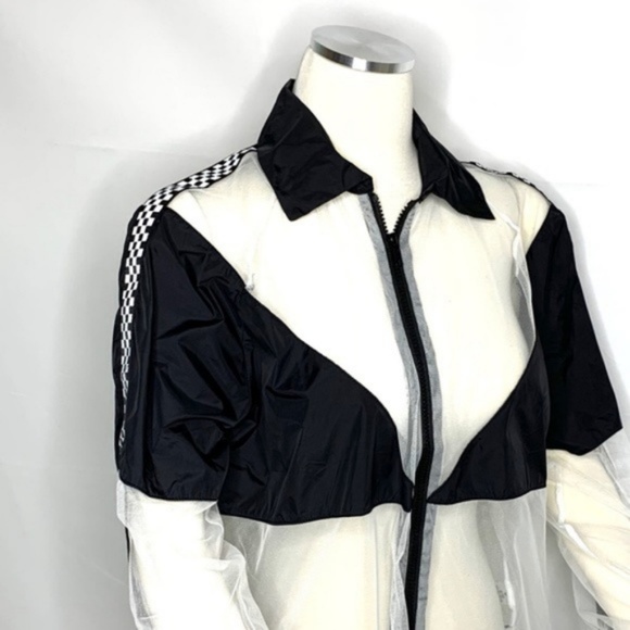 Mesh Windbreaker with Racing Stripe - Picture 3 of 7